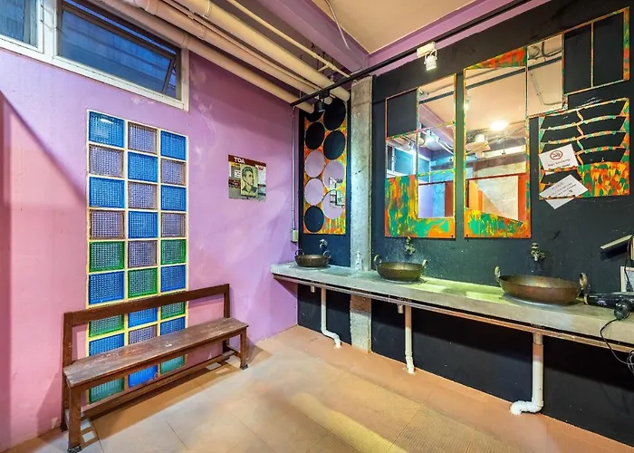 Silom Art Hostel